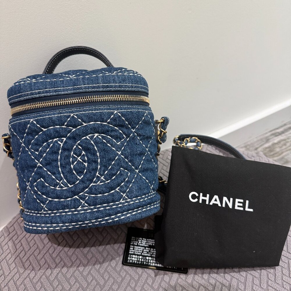 Chanel Denim Quilted CC Vanity Case with White Contrast Stitching